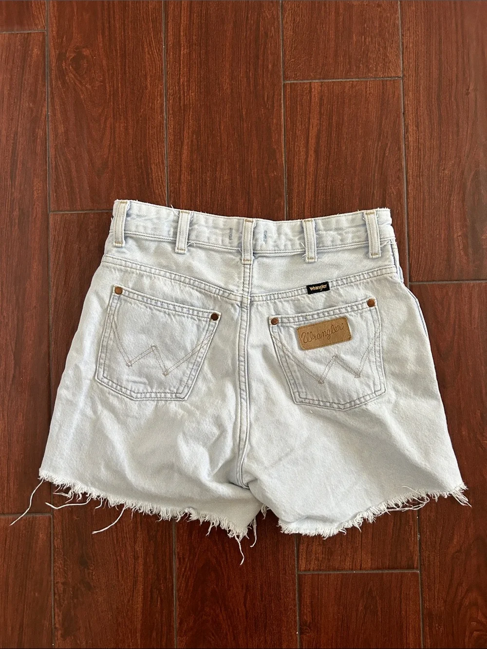 Wrangler Cut off shorts - Picture 2 of 3